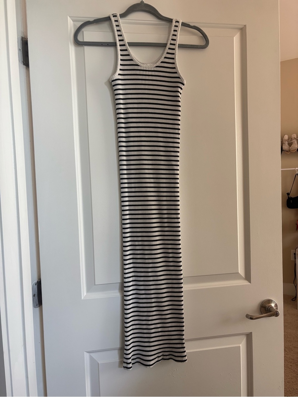 Sleeveless Ribbed Black and White Striped Maxi Dress H&M